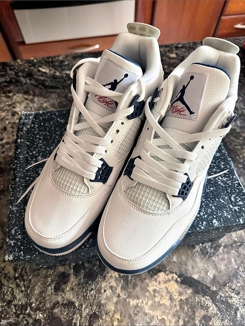 Jordan Air Jordan 4 Retro 'Midnight Navy' Sneakers White & Blue US 10